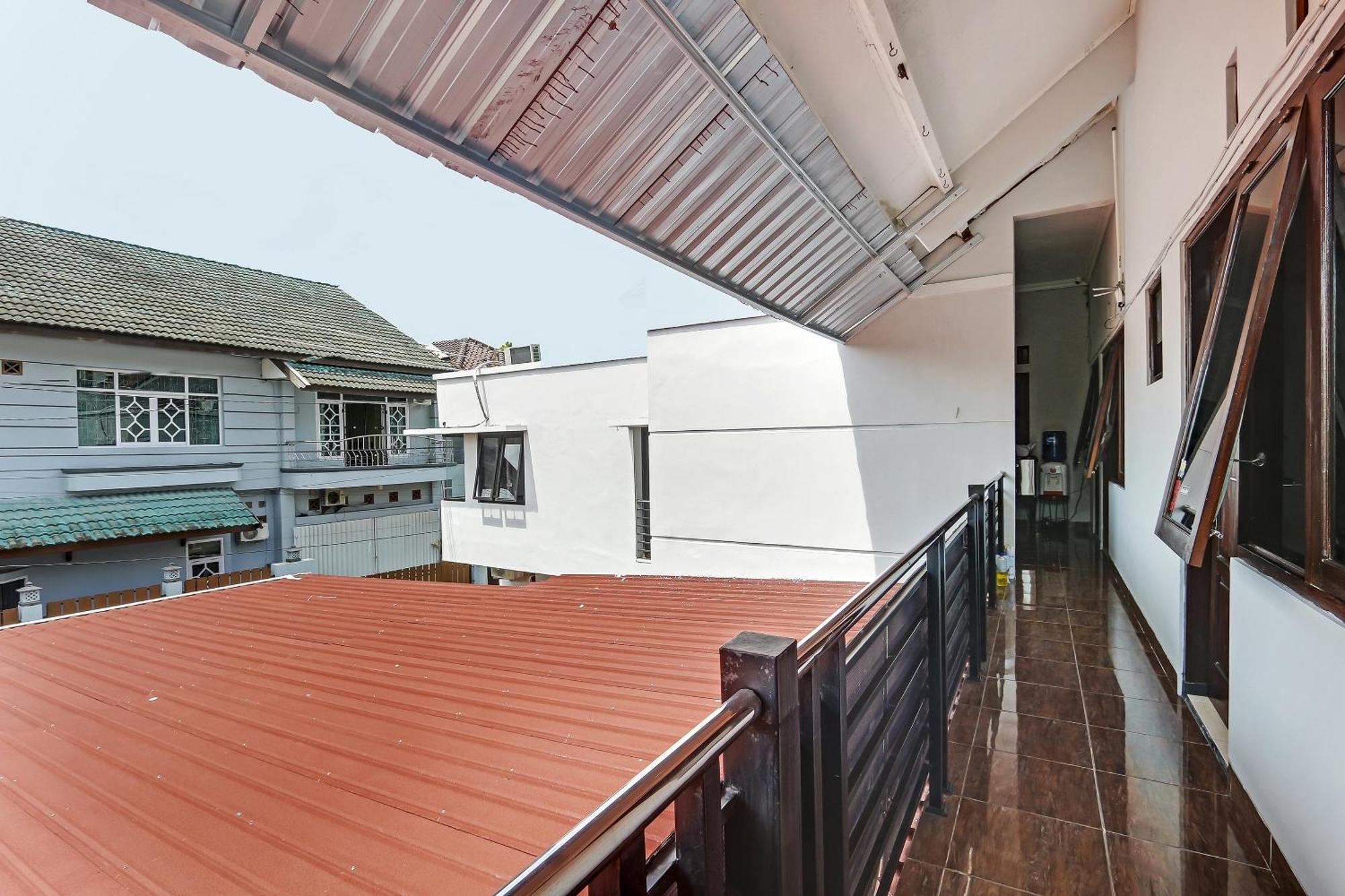 Oyo 91082 Nathania Exclusive Sleman  Exterior photo